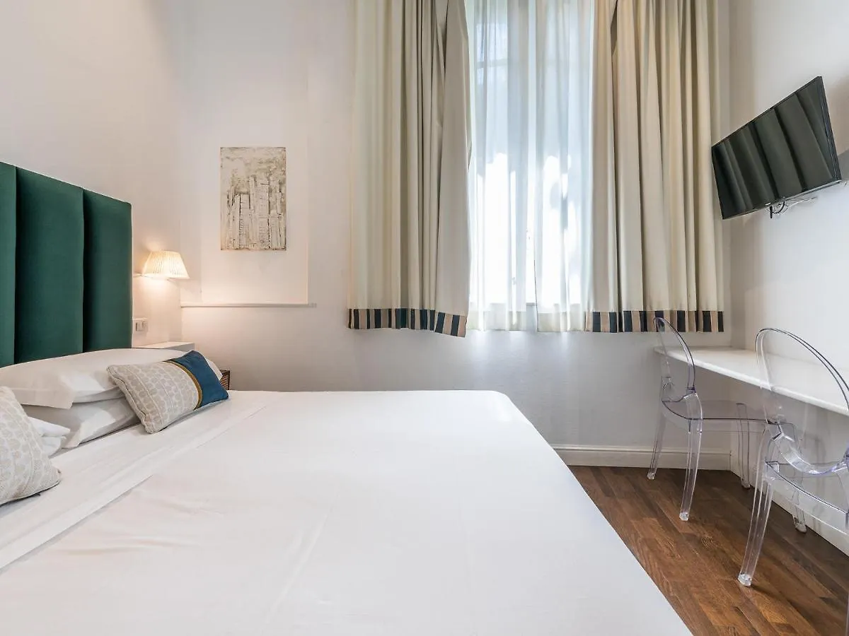 Pley Cagliari Boutique Suites 2*,  Italy
