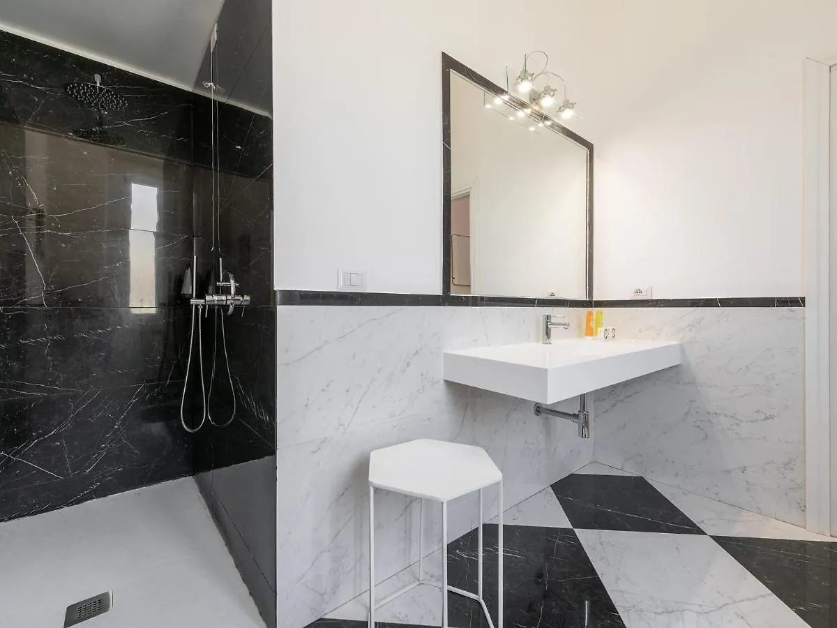 Pley Cagliari Boutique Suites Guest house