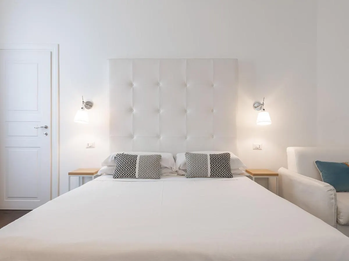 Guest house Pley Cagliari Boutique Suites