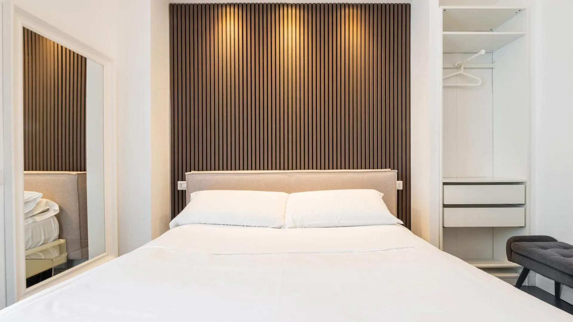 ** Guest house Pley Cagliari Boutique Suites Italy