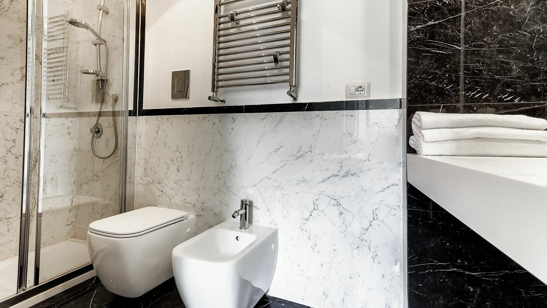 Pley Cagliari Boutique Suites