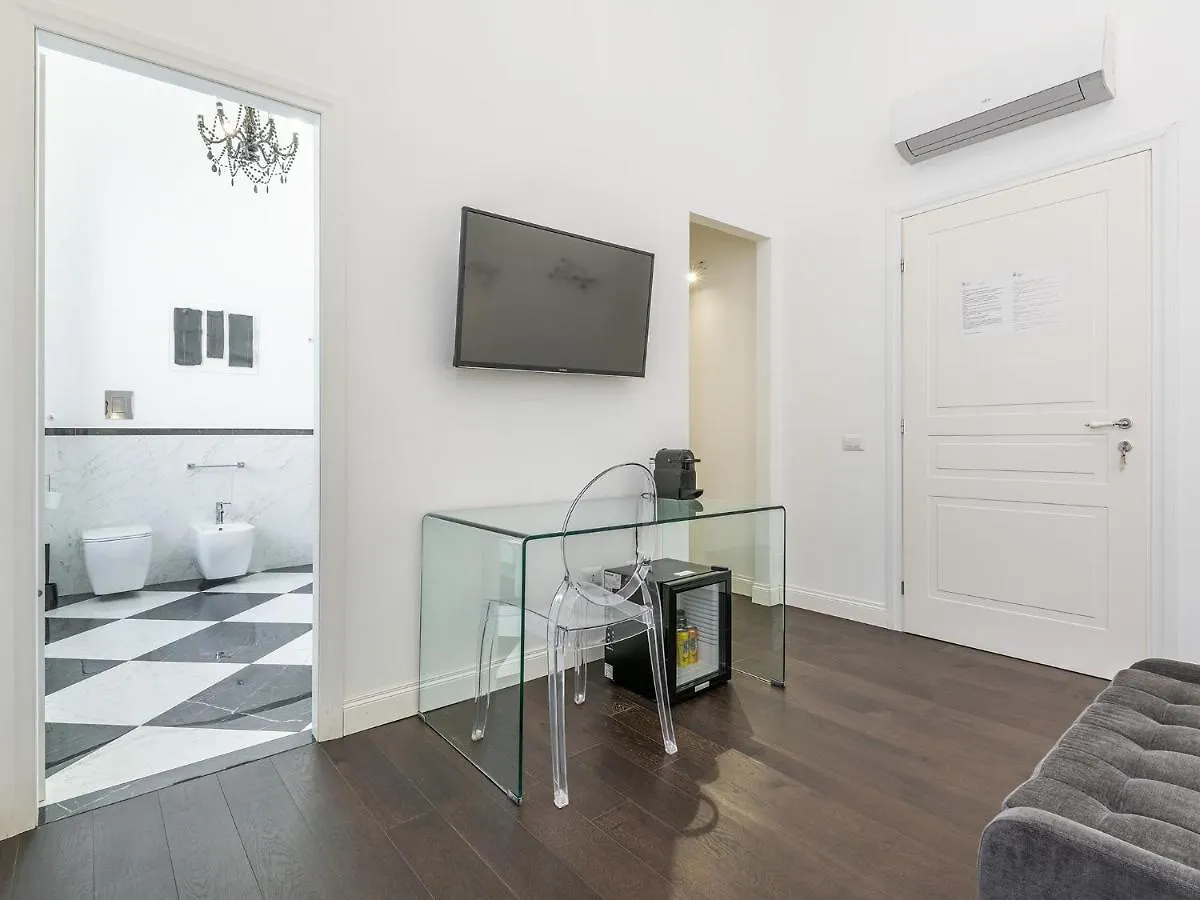 בית הארחה Pley Cagliari Boutique Suites